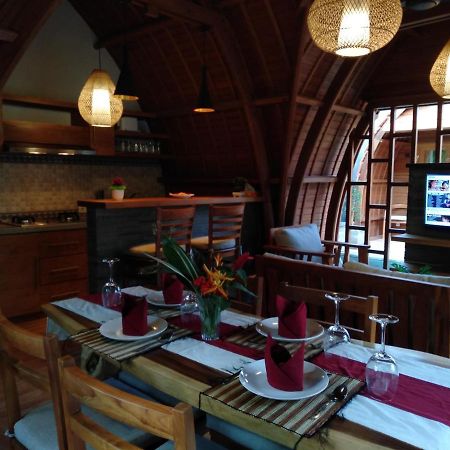 Villa Lumbung Amertha Sari Lovina Buitenkant foto