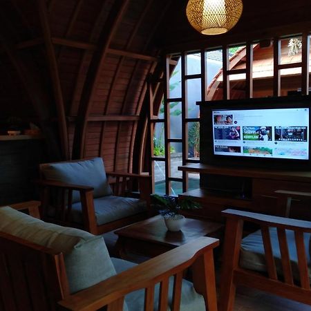 Villa Lumbung Amertha Sari Lovina Buitenkant foto