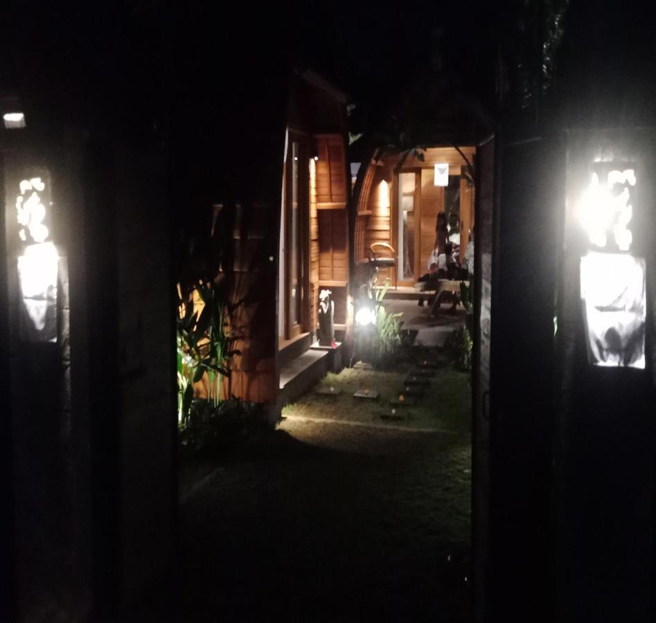 Villa Lumbung Amertha Sari Lovina Buitenkant foto